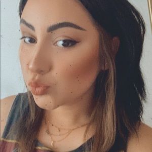 Meet your Posher, Joyce